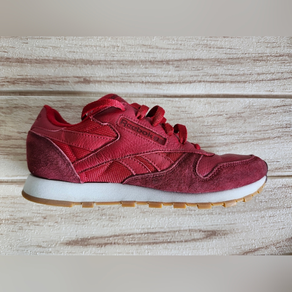 Reebok Classic Leather Suede Burgundy Gum Sole BD3257 W9